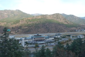 paro airport bhutan